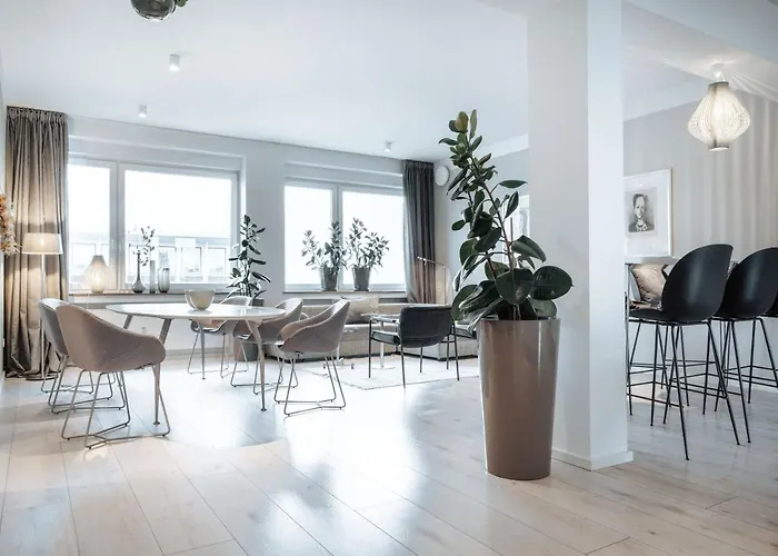 Luxurioeses Loft Ueber Den Daechern Muensters 150 M² * מונסטר